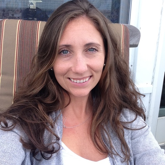 Meet your Posher, Serena - Picture 1 of 1